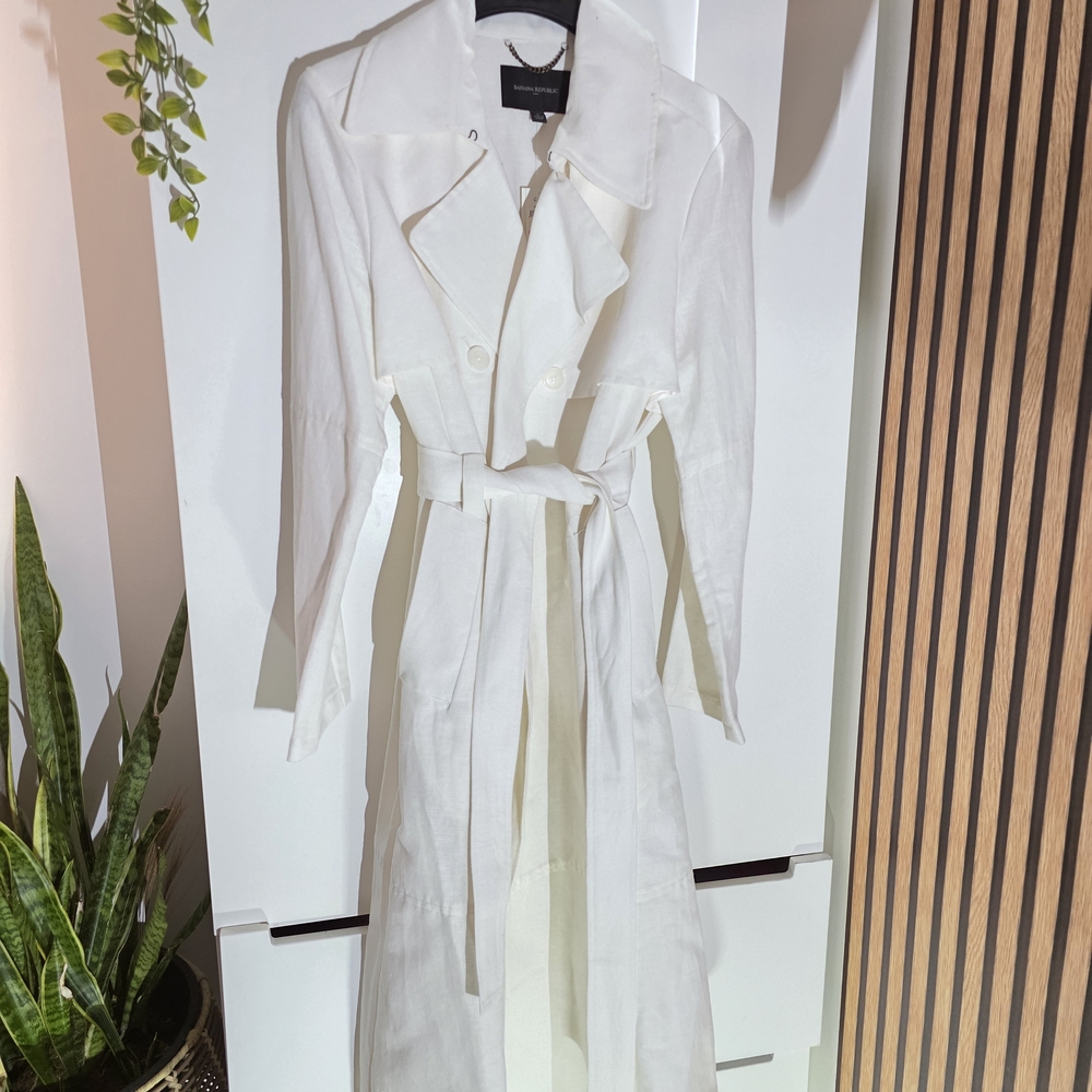Banana Republic Cream Textured Fabric